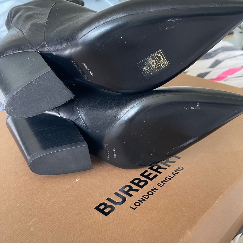 Burberry Leather Knee High Black Boots Size: 38.5 - Picture 9 of 10